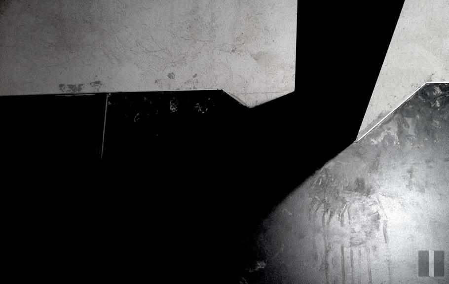 Metalinė sija vonioje